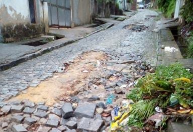 Compesa responde sobre intervenção na Rua João Limoeiro em Dois Irmãos no Recife