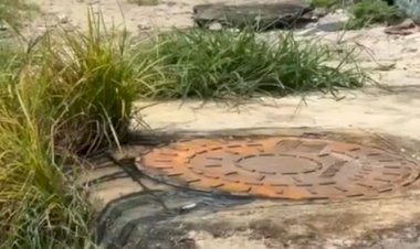 Moradores reclamam sobre extravasamento de esgoto no Ibura em Recife